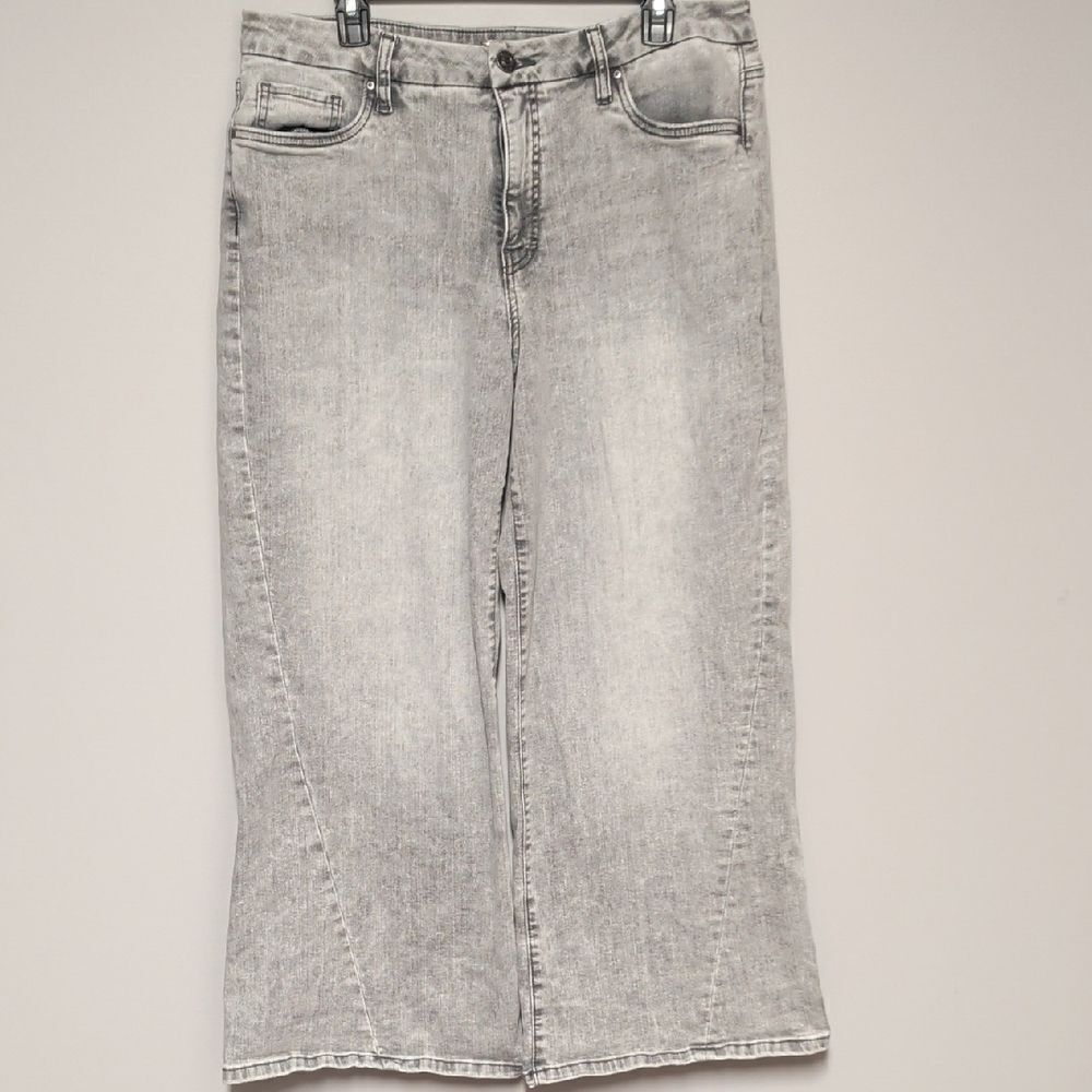 Kut from the Kloth Light Gray Wide Leg Jeans